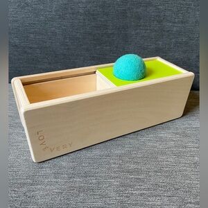 Lovevery Sliding Top Box